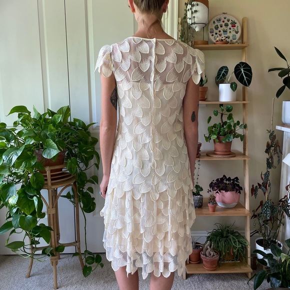Vintage Ruffled Dress - Picture 4 of 16